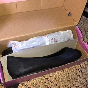 💕Cute black Jellypop dress shoes 💕